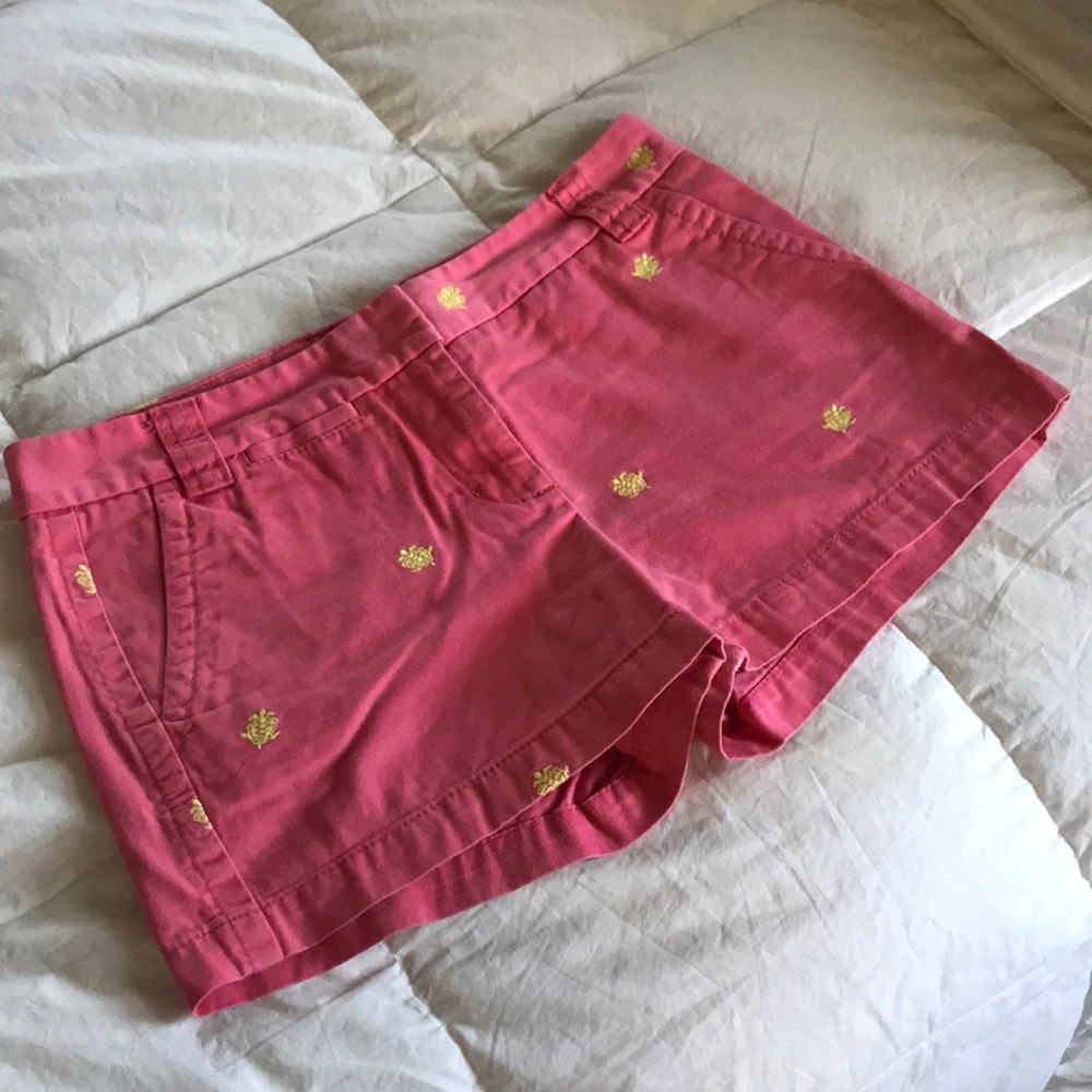Lightly worn J. Crew chino shorts.